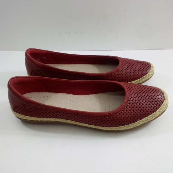 Clarks Danelly Adira Women 11 Wide Leather Red Ballet Flats 26124742 - Picture 1 of 8